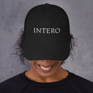 The Unstructured Hat