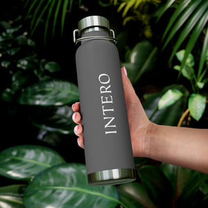 22oz Vacuum Insulated Bottle